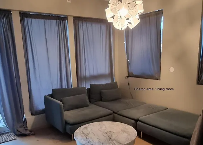 12sq Mts Seaside Lervig-park Privat overnatting *
